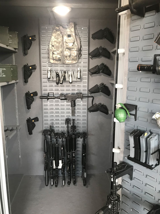 https://www.sportsmansteelsafes.com/2020-images/vault-room-6.jpg